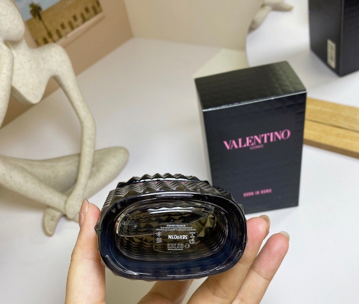 Valentino Born In Roma Uomo Eau De Toilette